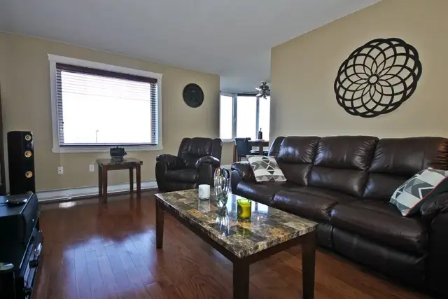 Waterviews 2 Bed 1.5 Bath Air Con - Photo 6