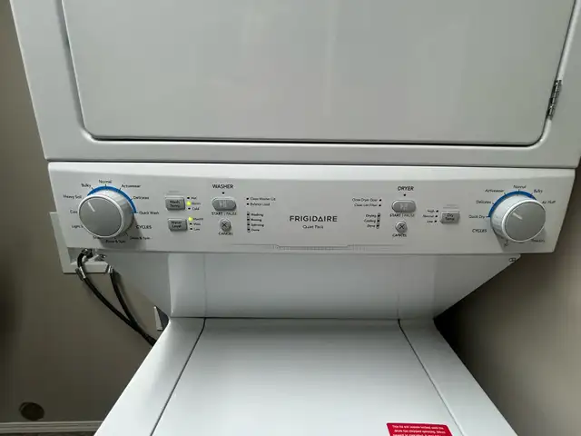 Frigidaire Apartment Combo Washer Dryer - Photo 3