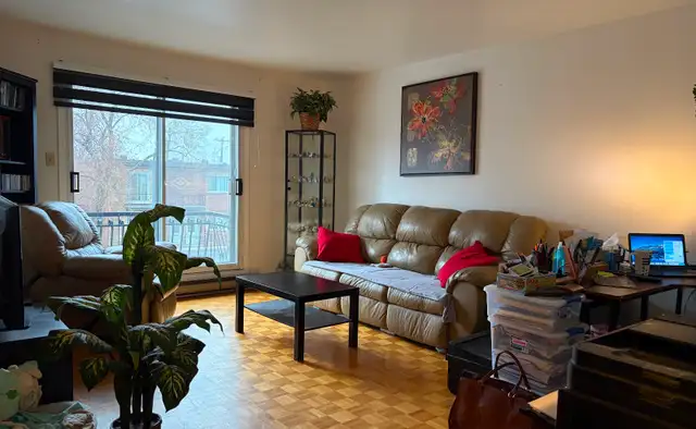 4 1/2 2ème étage à louer disponible le 1er Juillet LaSalle