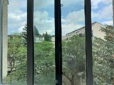 Bright Room near Seneca College - Photo 3