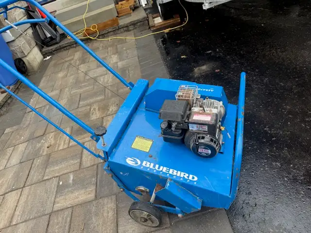 Blue Bird Aerator - Photo 3