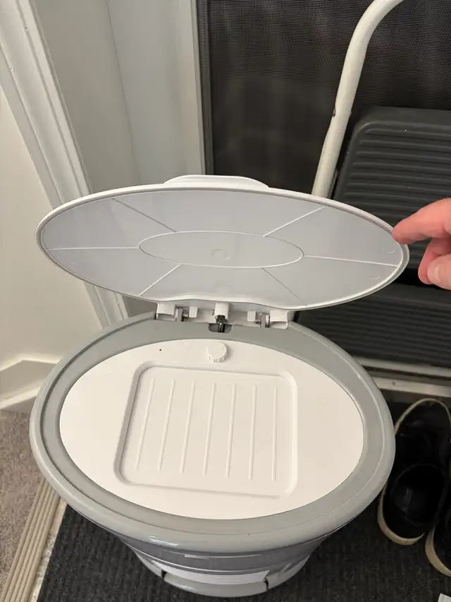 Dekor Plus Diaper Pail - Photo 2