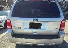2010 Ford Escape - Photo 4