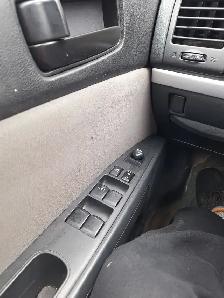 Nissan Sentra 136000KM en parfaites conditions, rien à réparer ! - Photo 7