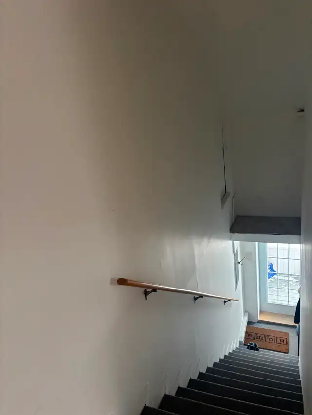 Apartment for rent in Lennoxville QC. Available May 1st.