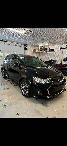 Chevrolet Sonic RS LT 2018 - Photo 2