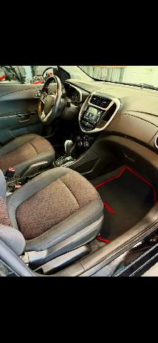 Chevrolet Sonic RS LT 2018 - Photo 9