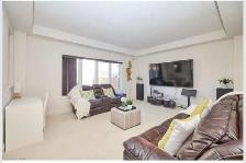 Private room near Brock University - Photo 4