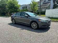 2017 Ford Fusion SE Low KM Apple CarPlay - Photo 2