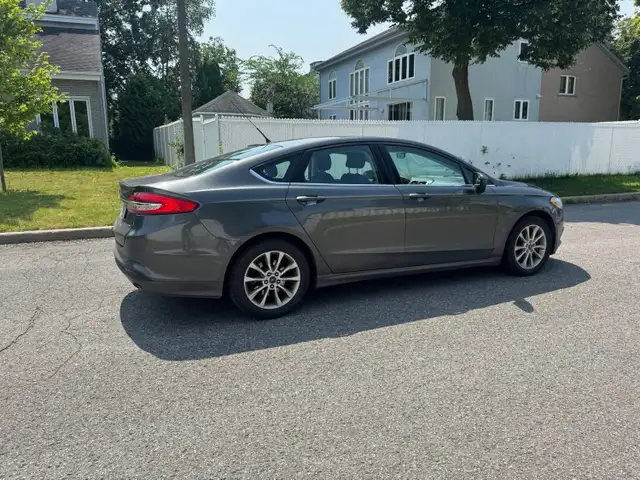 2017 Ford Fusion SE Low KM Apple CarPlay - Photo 3