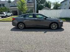 2017 Ford Fusion SE Low KM Apple CarPlay - Photo 4