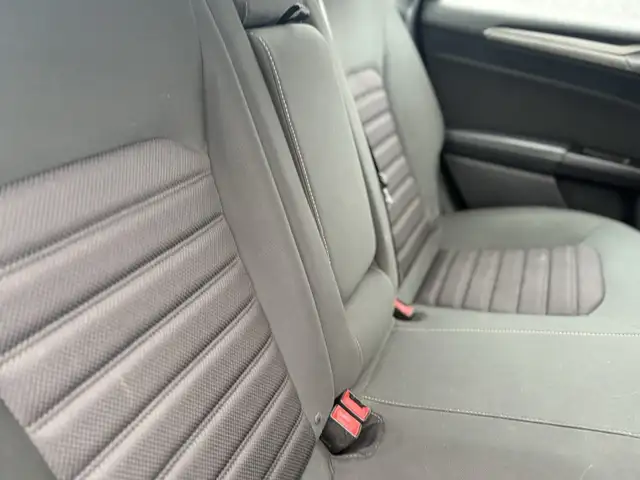 2017 Ford Fusion SE Low KM Apple CarPlay - Photo 9