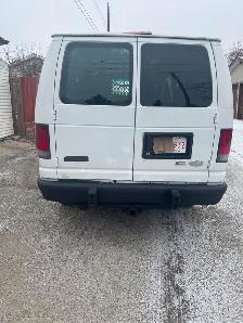 E 250 FORD VAN - Photo 4