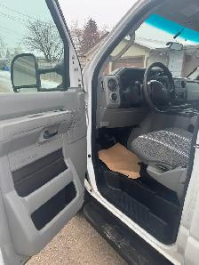 E 250 FORD VAN - Photo 5