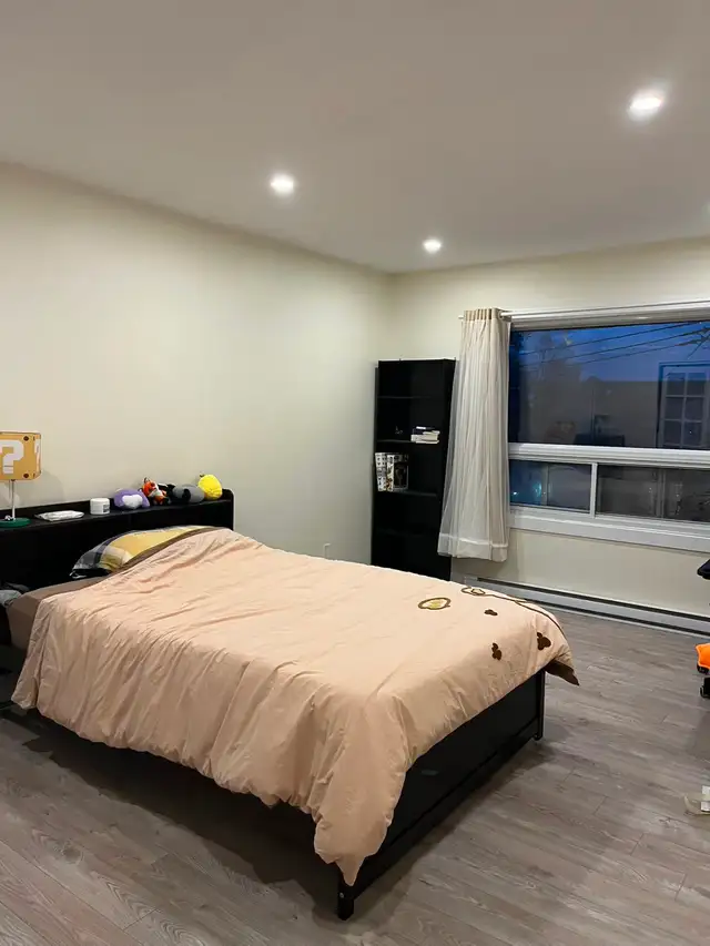 Duplex Upper Floor Apartment in Ville St-Laurent Montreal 5 1/2 - Photo 7