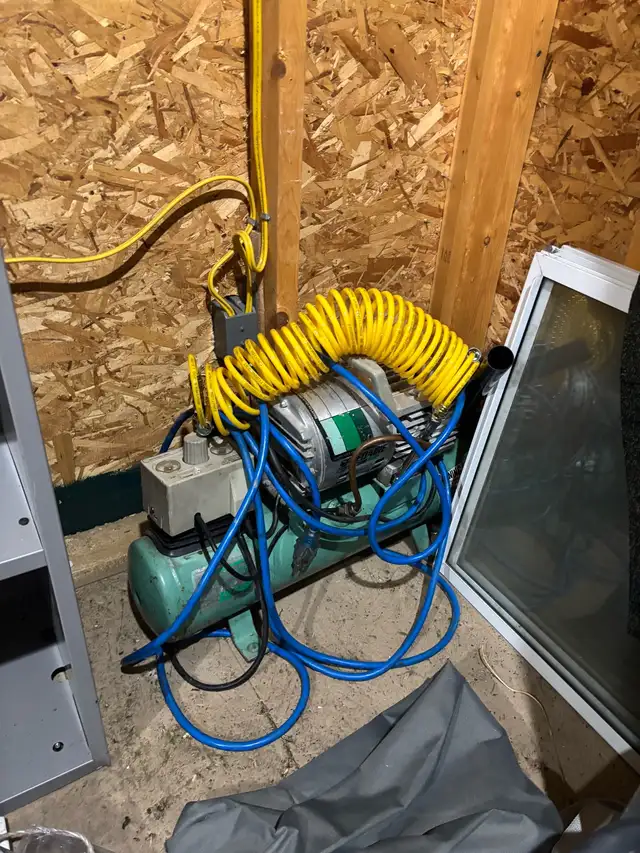 Painting , air compressor like new