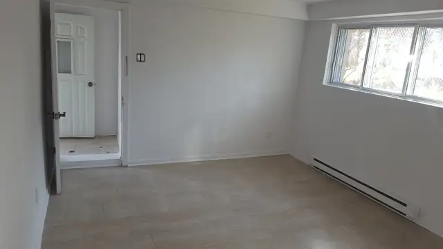 Appartement 2 ½ sous-sol à Ahuntsic/cartierville - Photo 2
