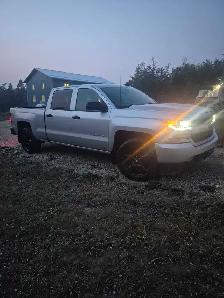 2018 1500.  Want to trade for 2500 or 3500 - Photo 4