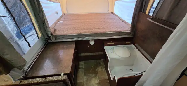 2015 ROCKWOOD HW 2716G POWER POP UP-WET BATH-SLEEPS9-2826LB DRY - Photo 4