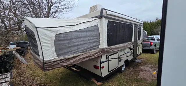 2015 ROCKWOOD HW 2716G POWER POP UP-WET BATH-SLEEPS9-2826LB DRY - Photo 9