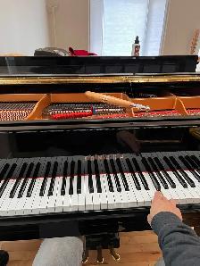 Piano tuning and repair $140 - Photo 2