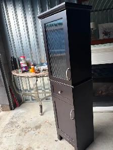 Thin Tall Stand - Photo 3