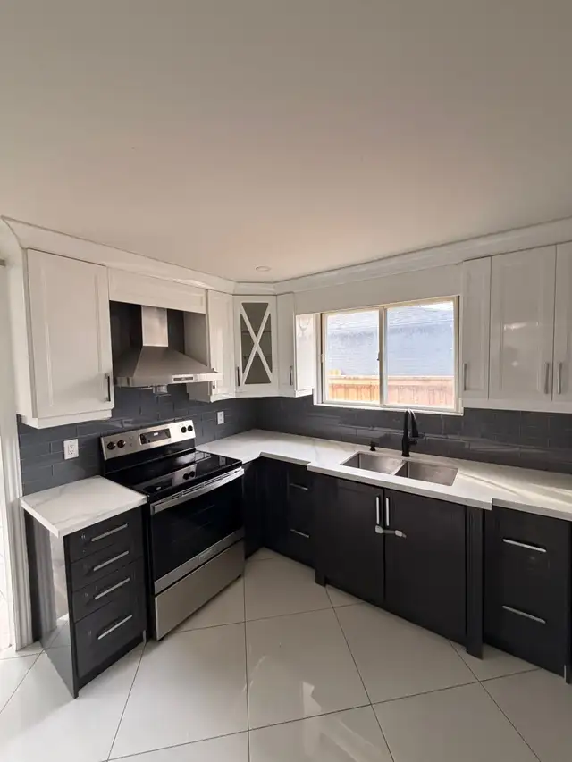 1 Bedroom Available in a 3 Bedroom House