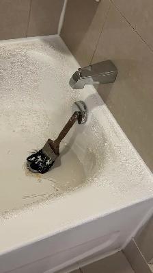 Professional Bathtub Tile Reglazing Services - Photo 4