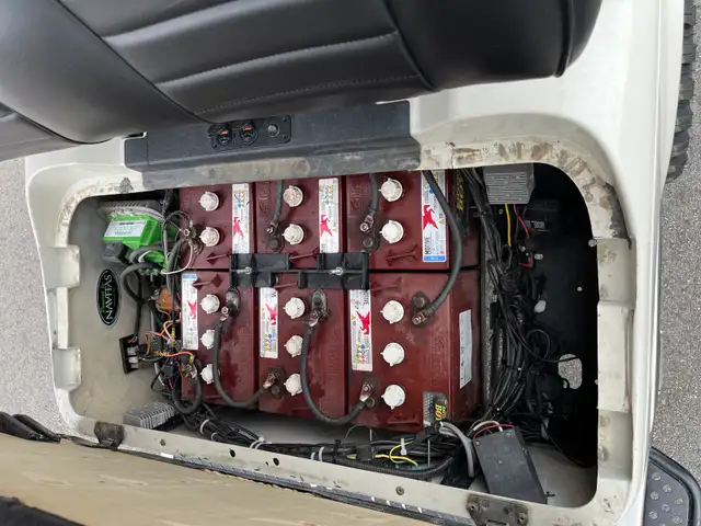 2009 EZGO TXT 36v Electric Lifted high performance golf cart - Photo 5