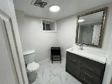 ~~ Port Credit Lakeshore area awesome basement! ~~ - Photo 9