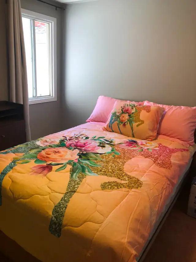 Room for rent in a shared house