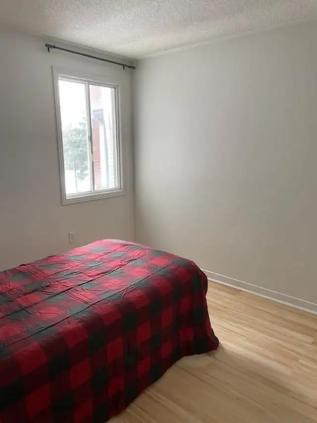 Room for rent in a shared house - Photo 11