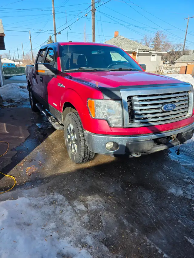 2011 ford 150 xlt 4x4