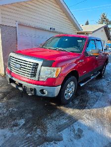 2011 ford 150 xlt 4x4 - Photo 2