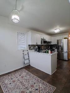 Female Only | Walkley & Albion | All-Inclusive Rooms Available - Photo 4