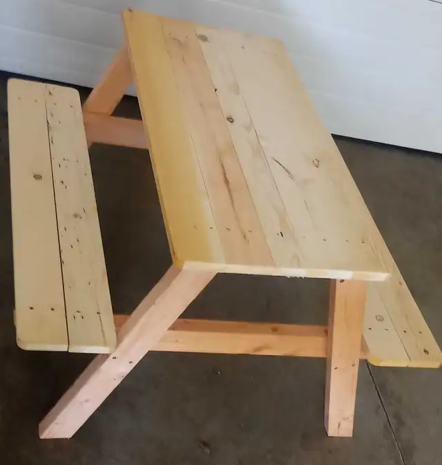 kids picnic table - Photo 6