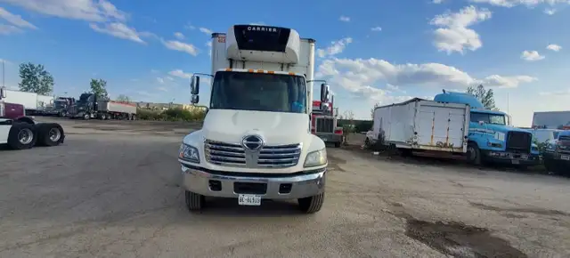 Commercial Straight Truck with ReeferFor Sale- Hino 358