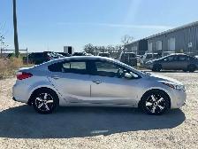 2018 Kia Forte LX - Photo 4