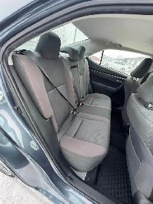 2017 Toyota Corolla LE - Photo 9