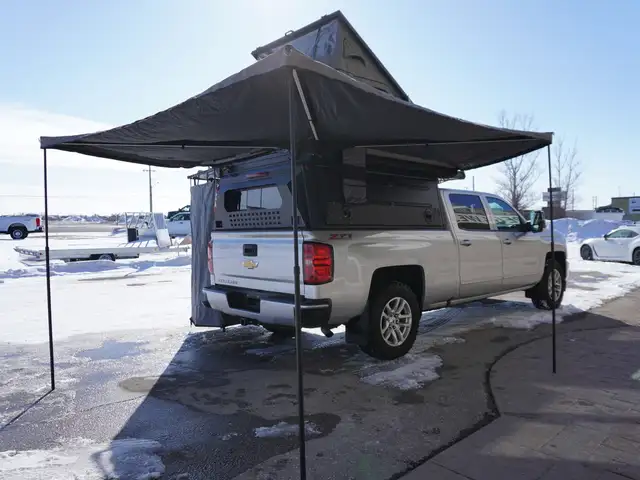 2017 Chevrolet Silverado 1500 ULTIMATE OUTDOOR PACKAGE! Truck a - Photo 5