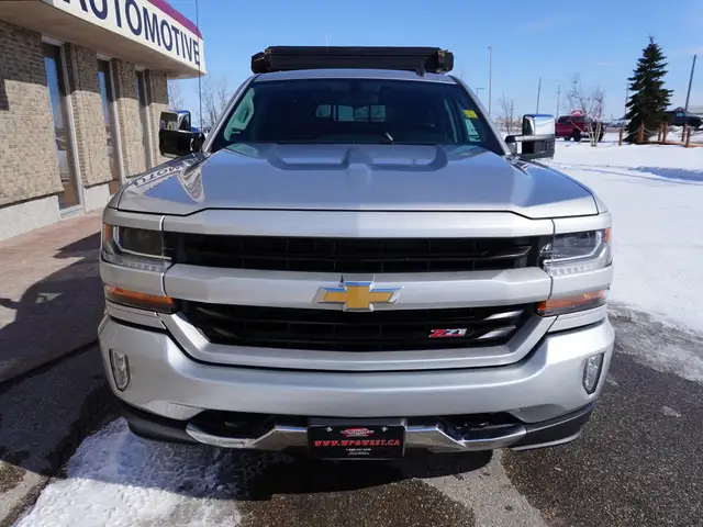 2017 Chevrolet Silverado 1500 ULTIMATE OUTDOOR PACKAGE! Truck a - Photo 25