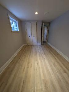 Separate Entrance 4 Bedroom Unit - Minutes away from Square One - Photo 3