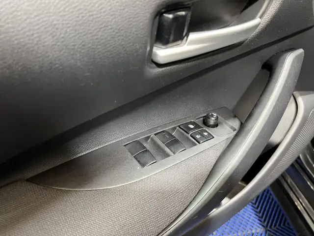 2020 Toyota Corolla - Photo 17