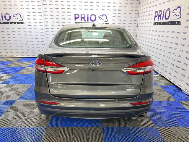 2019 Ford Fusion - Photo 4