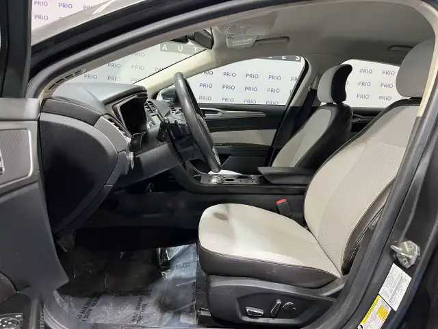 2019 Ford Fusion - Photo 9