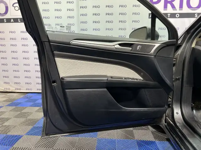 2019 Ford Fusion - Photo 13