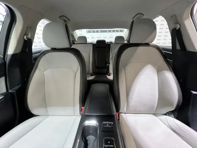 2019 Ford Fusion - Photo 30