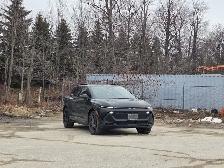 2025 Chevrolet Equinox EV RS- Pano Sunroof - 360 Camera - Photo 4