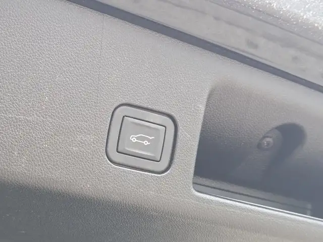 2025 Chevrolet Equinox EV RS- Pano Sunroof - 360 Camera - Photo 10