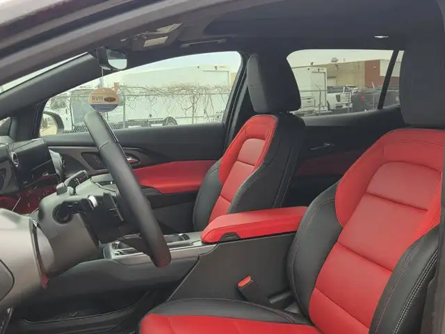 2025 Chevrolet Equinox EV RS- Pano Sunroof - 360 Camera - Photo 15